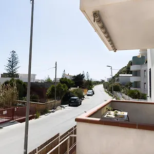 https://laurora-scala-dei-turchi.sicilyhotelsitaly.net