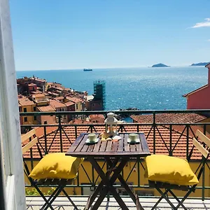 https://vento-di-mare-tellaro.hotelitalianriviera.com