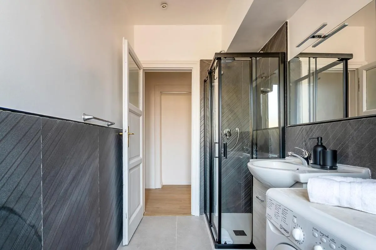 Exclusive 3 Bedrooms Apartment In Brera Milano
