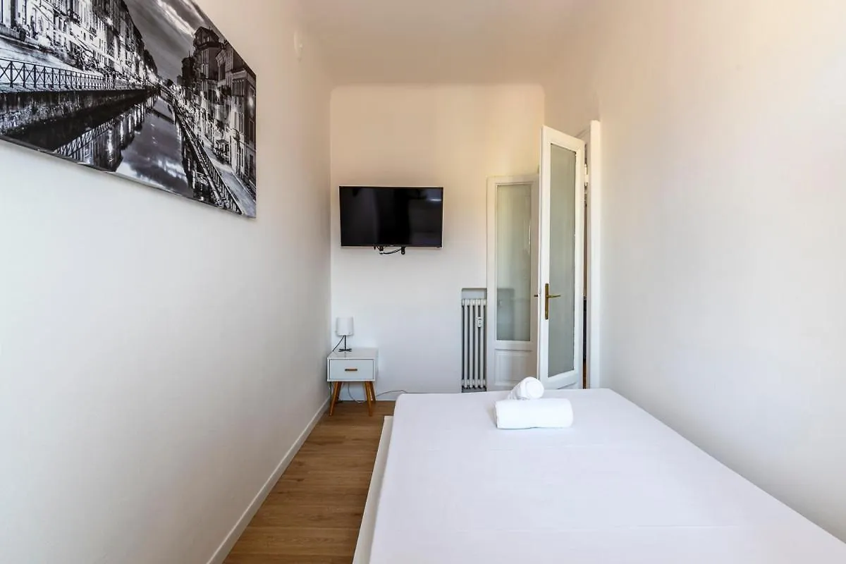 Exclusive 3 Bedrooms Apartment In Brera Milano