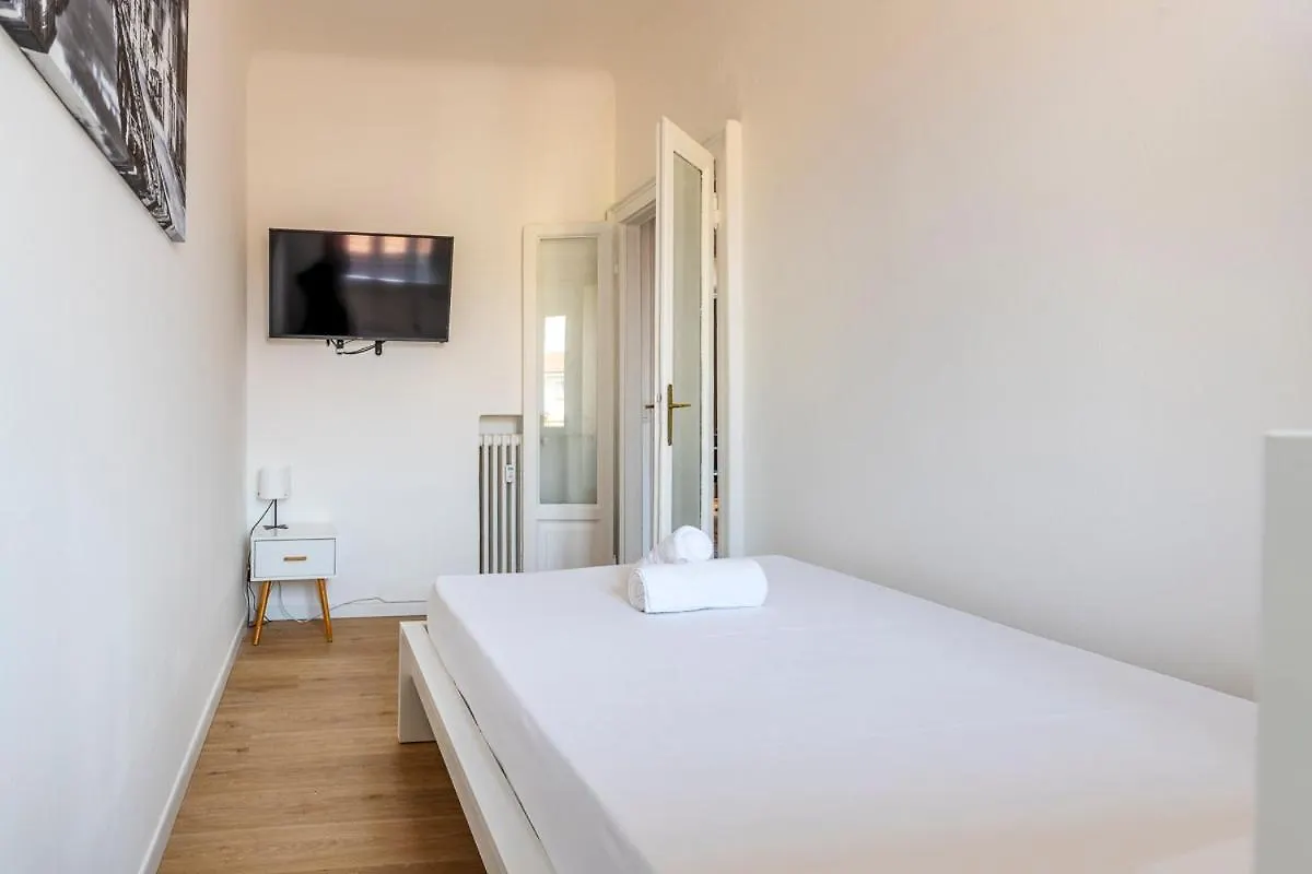 Exclusive 3 Bedrooms Apartment In Brera Milano